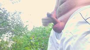 Tourists almost caught me and see me cumming 5 times! Love to cum huge amount of sperm