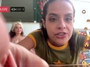 Part1 Estudantes doidas por sexo trola amigo nerda em uma live do facebook, olha a reação dele