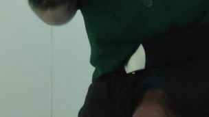 The Cop ejaculation in the bathroom of the DP POLICE