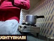 रसोई में मेरी खुजली वाली चूत की चुदाई! 7/16