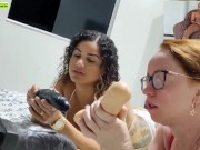 minha esposas si pegando em casa enquanto eu esto no trabalho elas mim mostram na chamada de video 2/16