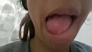 milf puta practicando chuping .. siempre tengo ganas de chupar