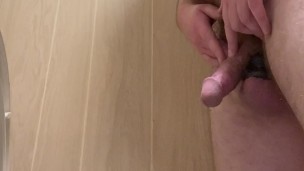Chub Bear Pisses While Hard