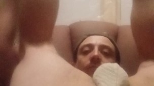 Squirting out my own load after Self breeding ;)