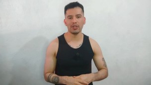 Joven Twink se convierte en el culo y verga de una pareja de esposos dotados 23cm! Relato sexual: