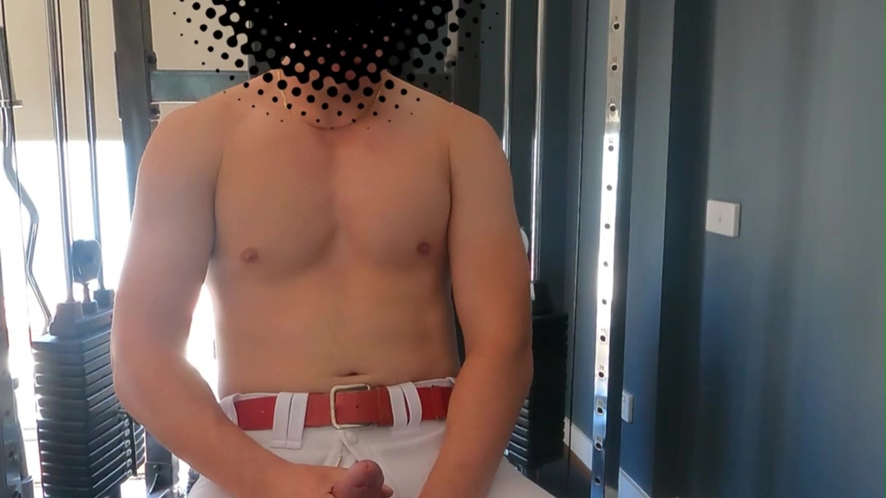 Baseball boy wanks after gym - Free Sex Video - RedTube