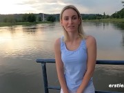 Ersties - Heißes Picknick mit Vibrator auf einer Blumenwiese mit Micky M 5/16