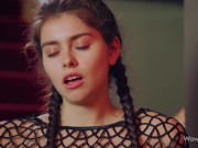 WOWGIRLS Gorgeous Ukrainian model Alissa Foxy wearing pantyhose and playing with her pussy 13/16