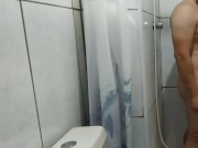 Peguei meu marido batendo uma no chuveiro e fiz ele me foder gostos 7/16