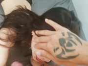 Socando com força na garganta dela até ela chorar 14/16