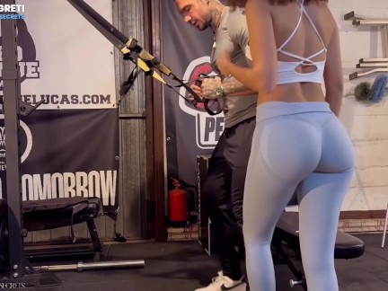 VENGO SCOPATA IN PALESTRA dal il mio PERSONAL TRAINER LUCAS PERACCHI, mi scopa fortissimo