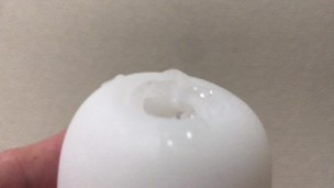 ウワサのTENGAエッグを試したら気持ち良すぎてズルムケちんぽが精液まみれになってしまったw
