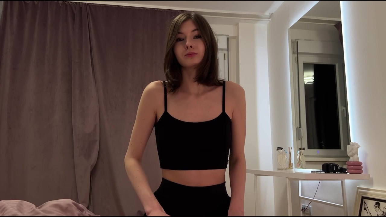 Cum inside his sister's friend - RedTube