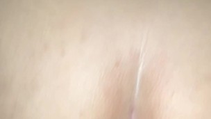 El amigo de mi esposo me dio leche mientras él está en el trabajo