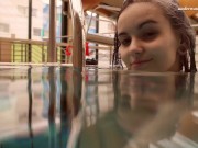 Enjoy big bouncy tits of Dashka in the swimming pool 14/16