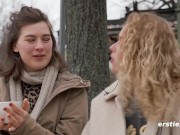 Ersties - Heißes Date mit den beiden abenteuerlustigen Mädels Amanita und Sally D 11/16