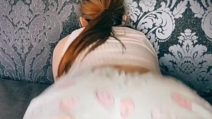 Irish girl twerks for you