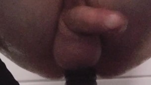 Squatting down on bbc intill legs start shaking