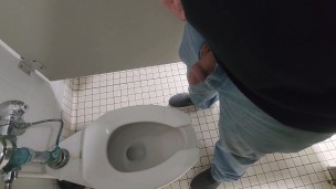 Fast hard piss