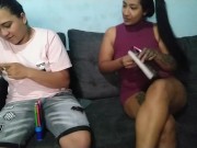 me follo a mi compañera de clases en el sillón del profesor 1/16