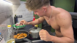 Camamber Snack, Naked Cooking