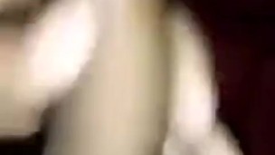 ESTOY JUGANDO CON MI POLLA PELUDA VEN A VER