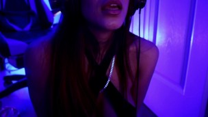 RELATO #22 Contraté a un enano para dominarlo