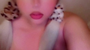 Blonde sexy Egirl Vanilla Faith Ardalan seduces you
