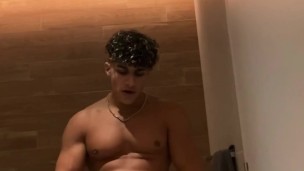 HOT FITNESS MALE JERK OFF VIDEO! ROLEPLAY ENDING WITH A MASSIVE CUMSHOT