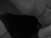 J’aime enfoncer ça grosse bite dans ma bouche 12/16