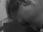 J’aime enfoncer ça grosse bite dans ma bouche 5/16