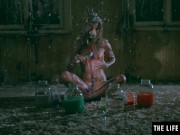 Fairytale beauty fucks herself to orgasm with a brush handle 4/16