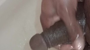 Cum Help me in the shower