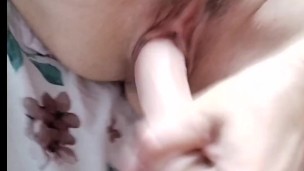 La tua troia gode guardando il tuo cazzo