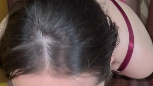 me encanta darle mi polla a mi hijastra para que me le chupe bien rico