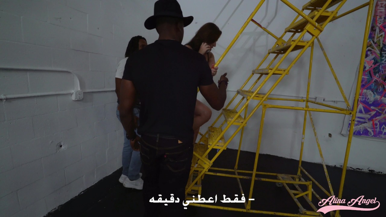 Arabic Milf with 2 BBC in the wrong party الينا انجل الشرموطه بالحفلة الخطأ نيك مع فحلين سمر - RedTube