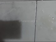 Gamer pajeandose y llenando todo el piso de Semen 16/16