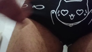 pee in friend's panties