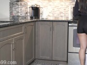 Hungry student caught stealing food and paid with her pussy -偷吃的好色女仆 5/16