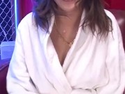 Aika's Unleashed Ecstasy in Vibrator and Bondage Encounter 14/16