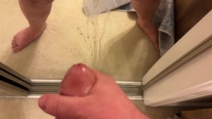 Watch me blow a load all over my mirror