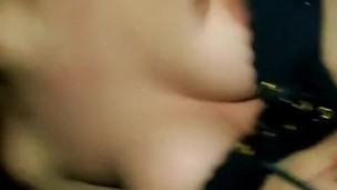 18 girlfriend, bounces her beautiful tits!