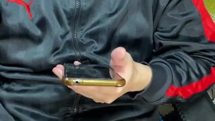 射精したらジャージに精子が付いちゃったよｗ