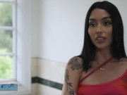 REALITYJUNKIES - Stepsister Vanessa Sky Is Ready To Get Horny With Her Stepbrother's Dick 1/16