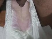 Pull ups piss - Screenshot 5 of 16 - HD