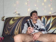 Marito beccato a masturbarsi dalla moglie 5/16