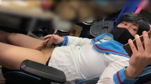 JKの制服を着てするオナニーは興奮しちゃうょ、、