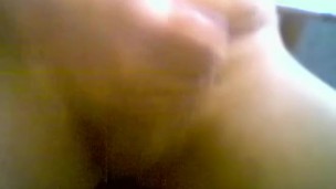 Masturbe (2) with one testicle