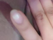 putinha exibindo sua buceta molhada 14/16