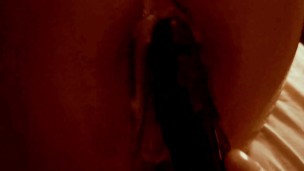 COÑO LLENO DE LECHE JUEGAN CON DILDO 😎